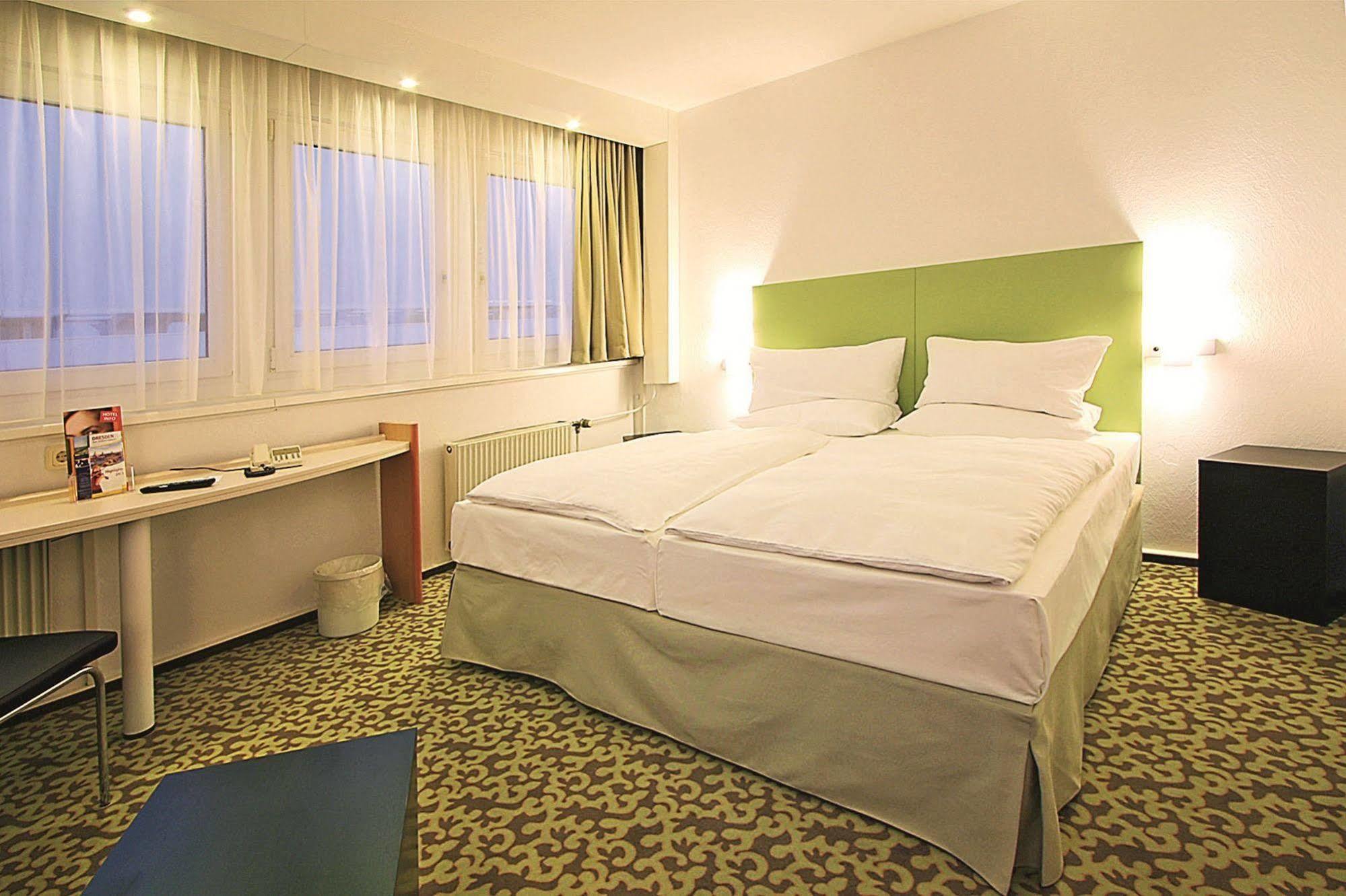 Ibis Dresden Koenigstein Hotel Exterior photo